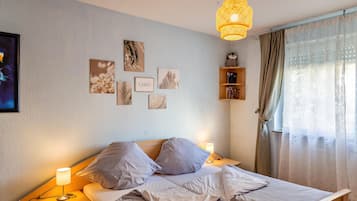 1 bedroom, iron/ironing board, free WiFi, bed sheets