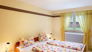 1 chambre, fer et planche Ă repasser, Wi-Fi gratuit, draps fournis