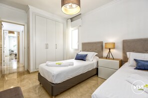3 habitaciones y caja de seguridad en la habitación 