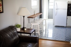 Smart TV - 3-BR Home 3 mins. to Airport & 11 mins. to Beach (Norfolk)