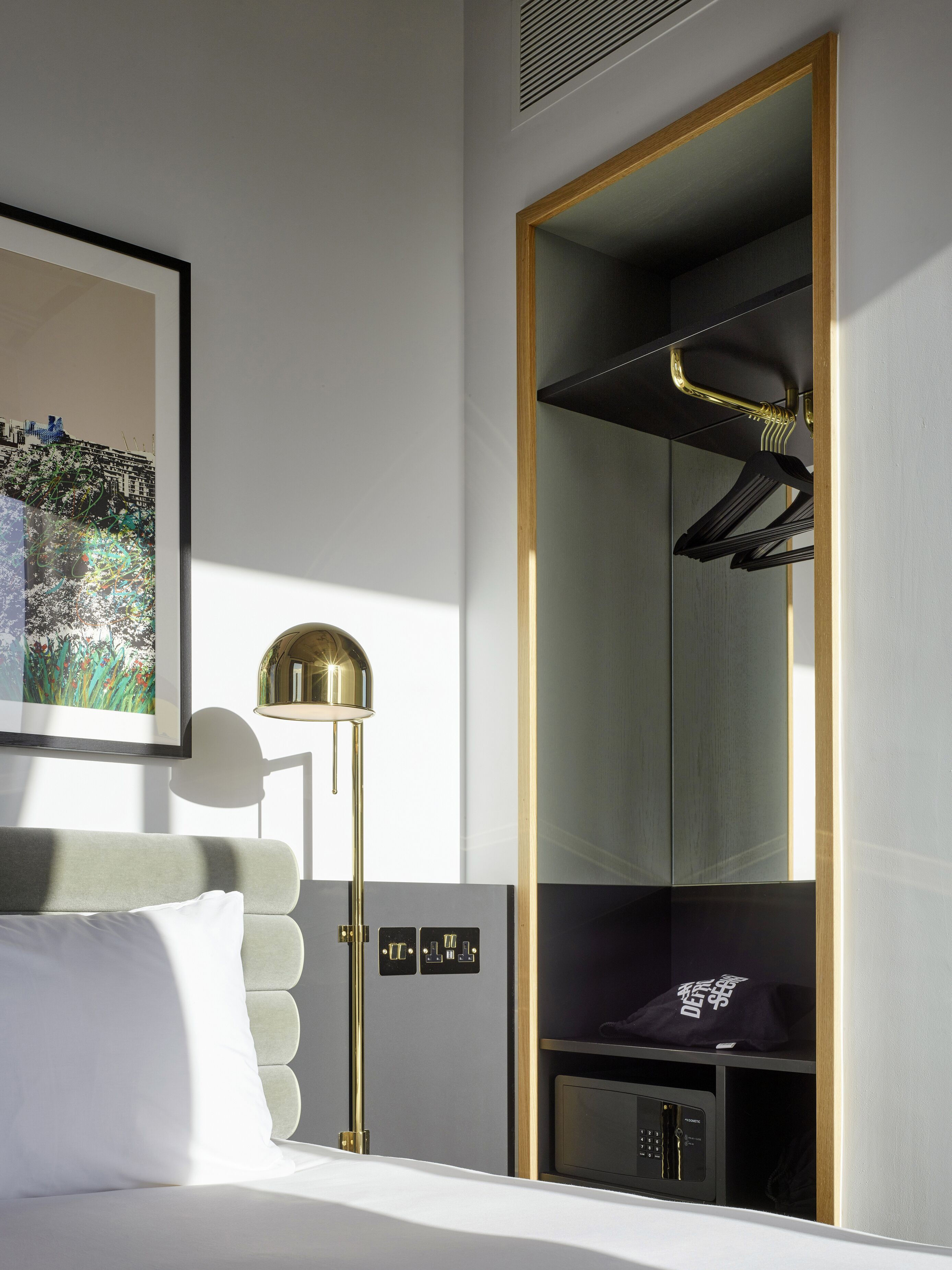 tribe extra | premium bedding, in-room safe, desk, laptop workspace