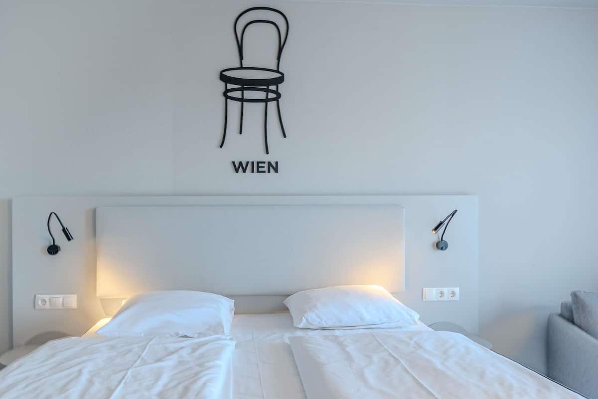 Habitación estándar, 1 cama doble | Escritorio, sistema de insonorización, wifi gratis