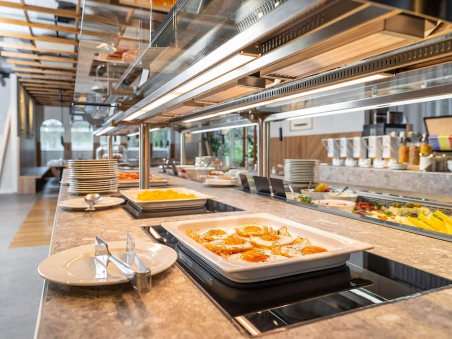 Daily buffet breakfast for a fee