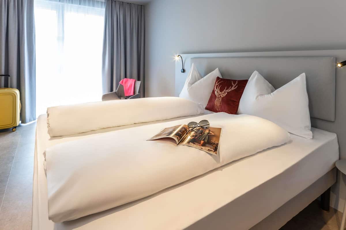 Standard Room, 1 Double Bed