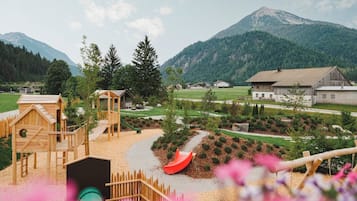 Children's play area - outdoor