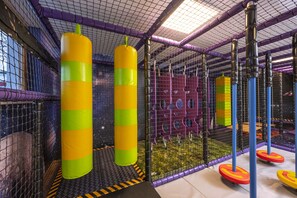 Children's play area - indoor - Boutiquehotel Acherl (Achenkirch)