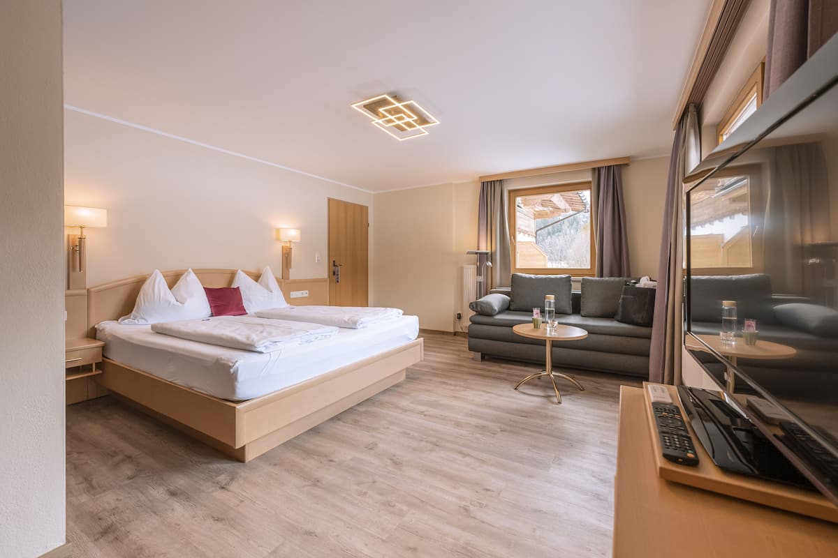 Habitación doble junior | 1 habitación, ropa de cama hipoalergénica y camas con efecto memoria