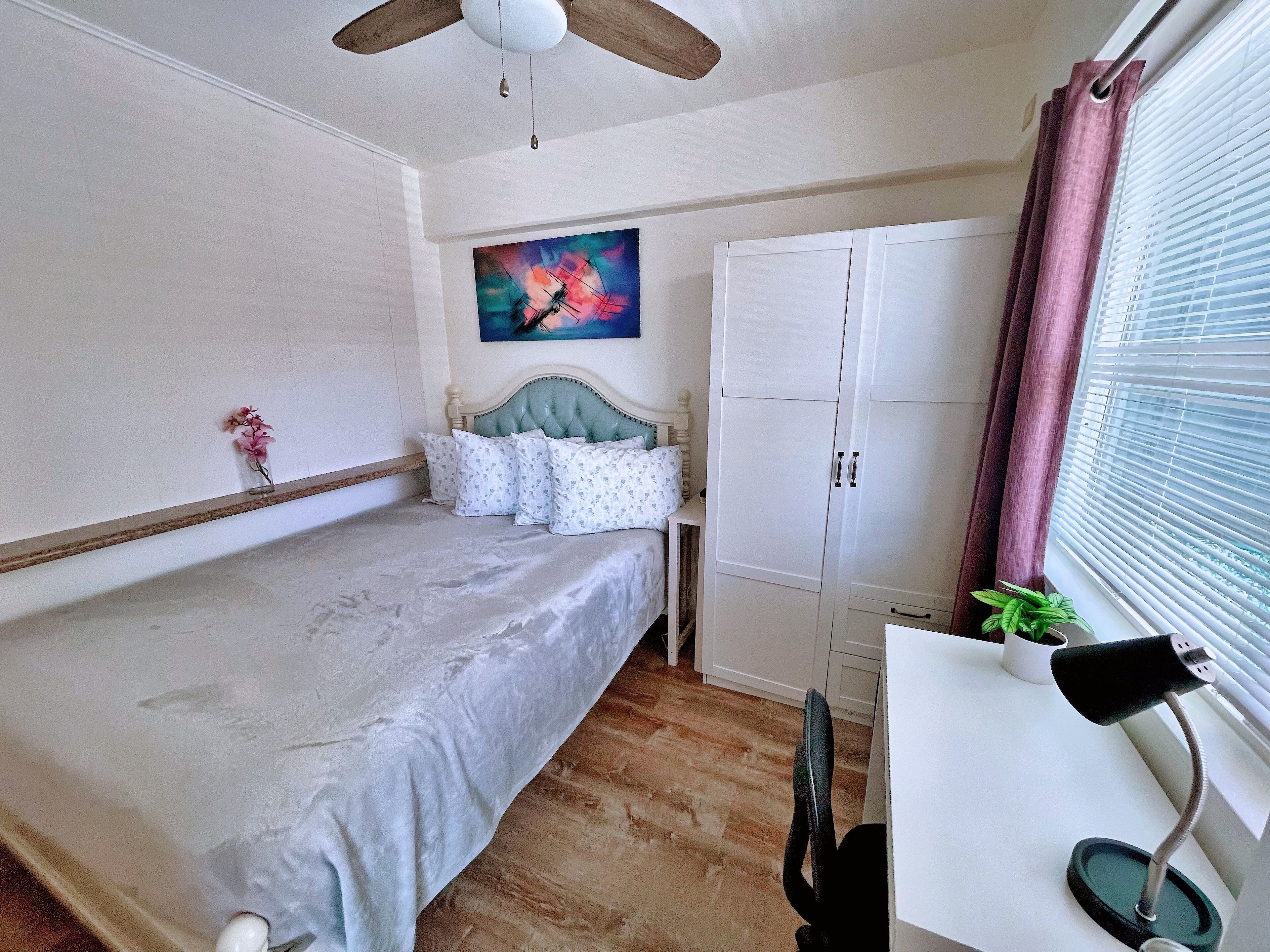 2 bedrooms, desk, iron/ironing board, free WiFi