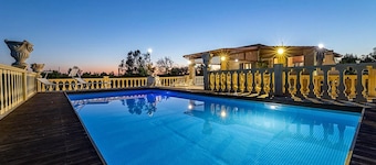 Villa AIDA-Luxury house with private swimming pool in Salento Apulia