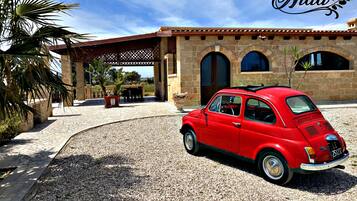 Enceinte de lâhĂ©bergement