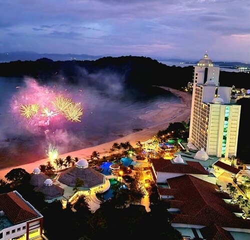 Luxury Apartment With Private Beach And Sea View