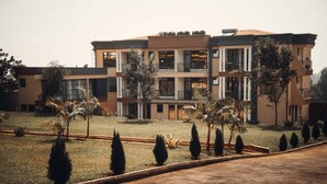 Exterior - Kaleb Apartment (Rugerero)