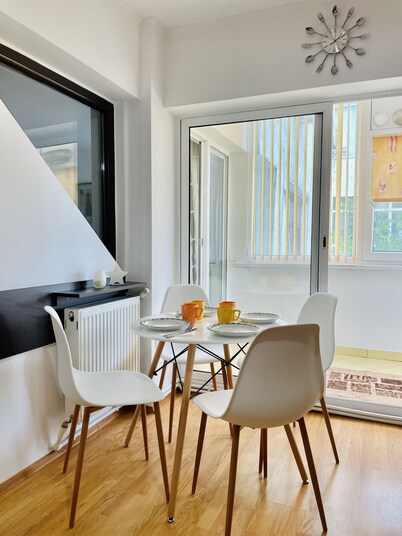 Cosy, bright, relaxing apartment with Danube view