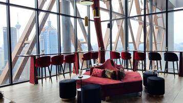 Bar (en la propiedad)