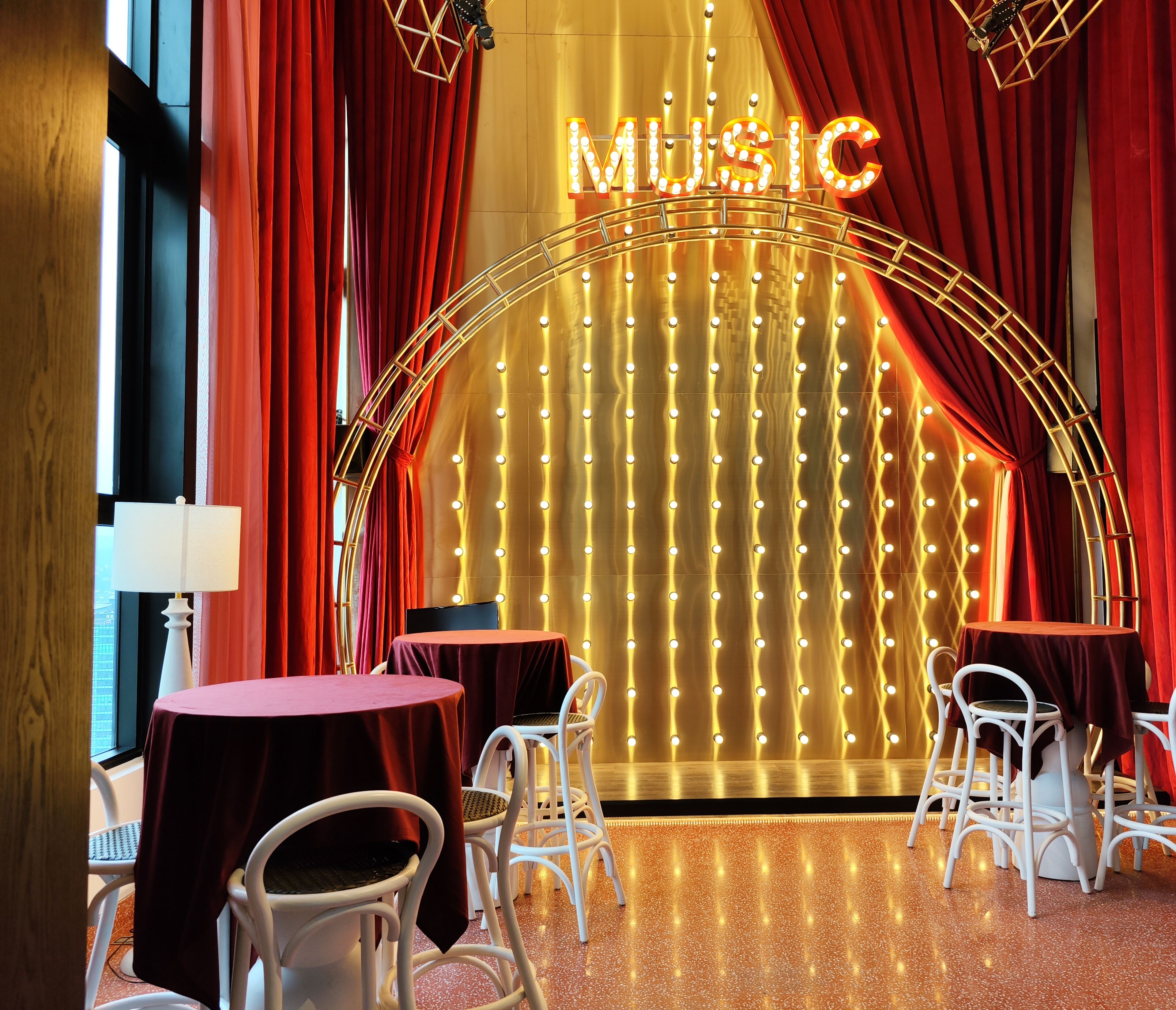Photo - Scarletz Suites KLCC by Mykey