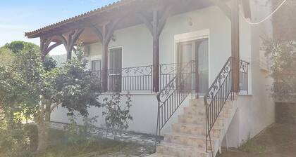 Tranquil Retreat in Vourvourou: Discover Serenity at Magda House, Sithonia Halkidiki