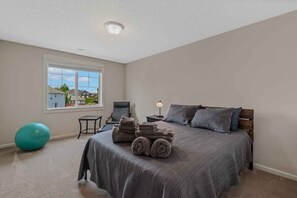 4 chambres, bureau, fer et planche à repasser, Wi-Fi gratuit