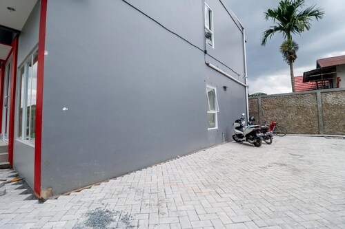 Urbanview Hotel AVA Banjarmasin