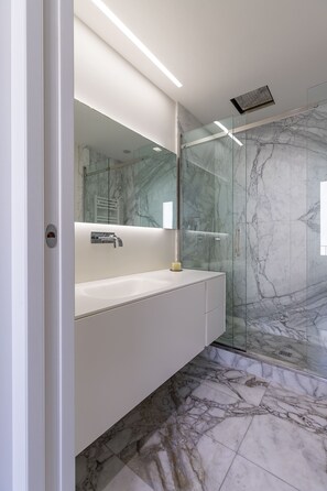Deluxe Apartment | Bathroom - Ricasoli 34 (Florence)