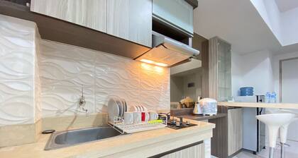 Spacious And Homey 2Br Apartment At Newton Residence