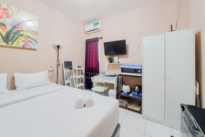 Room - Comfortable And Cozy Studio At Aeropolis 3 Apartment (Tangerang)