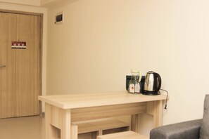 Dining room - Luxury And Comfy 2Br At Meikarta Apartment (Cikarang)