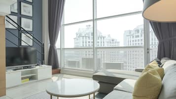 Apartment, 1 Bedroom | Living area