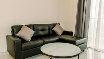 Apartment, 2 Bedrooms | Living area | TV