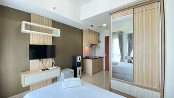 Apartment | Individually decorated, individually furnished, free WiFi