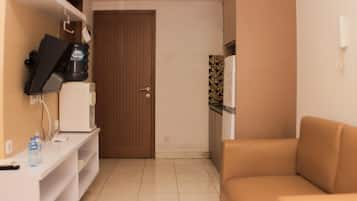 Apartment, 2 Bedrooms | Living area | TV
