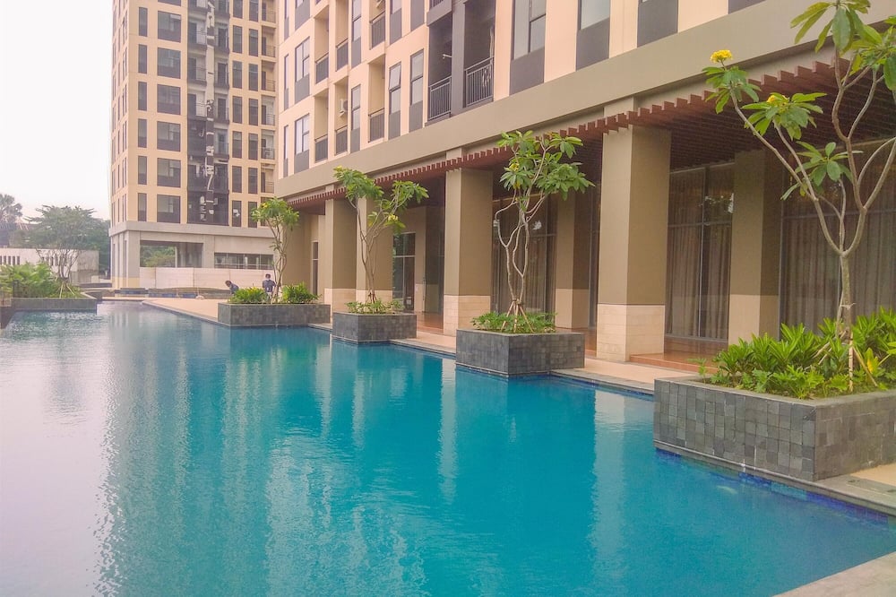 Cozy Studio At Transpark Cibubur Apartment - Jonggol