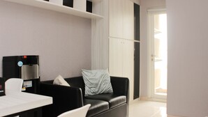 Unclassified image, 5 of 20, button - Warm And Enjoy Living 2Br At Springlake Summarecon Bekasi Apartment (Bekasi)