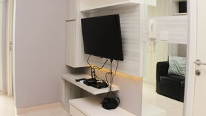 Unclassified image, 3 of 20, button - Warm And Enjoy Living 2Br At Springlake Summarecon Bekasi Apartment (Bekasi)