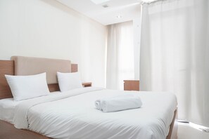Individually decorated, individually furnished - Homey And Tidy Studio Apartment Elpis Residence (Jakarta)