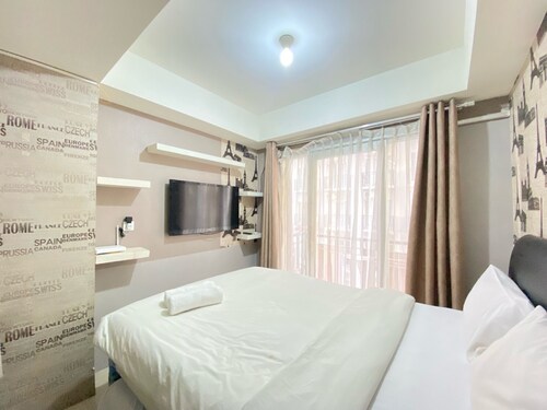 Homey Studio Furnished At Grand Asia Afrika Apartment