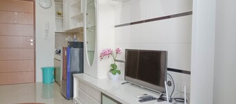 Nice And Homey 2Br At Vida View Makasar Apartment