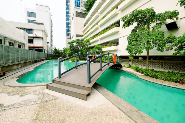 Pool - Nice And Comfy Studio Apartment Capitol Park Residence (Jakarta)