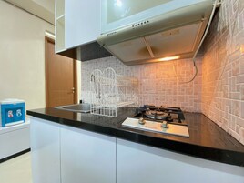 Refrigerador, utensilios de cocina