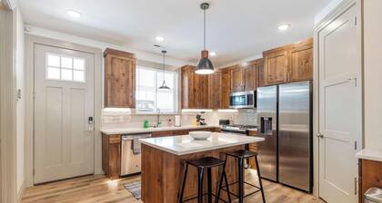 BRAND NEW The Townie