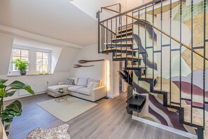 Televisión, libros, estéreo