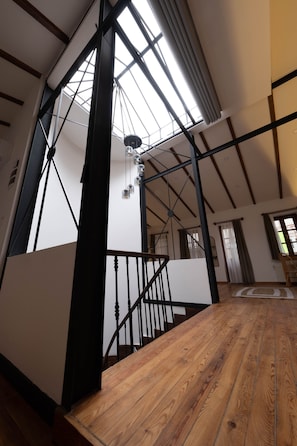 Business Room