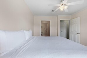 Condo, 3 Bedrooms | 3 bedrooms - Colony Club E7 by Gold Star Vacation Rentals (Gulf Shores)