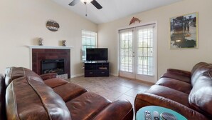 Unclassified image, 2 of 28, button - Colony Club E7 by Gold Star Vacation Rentals (Gulf Shores)