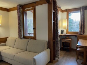 TV - Cozy studio near slopes with balcony and ski locker (La Plagne Montchavin Les Coches)