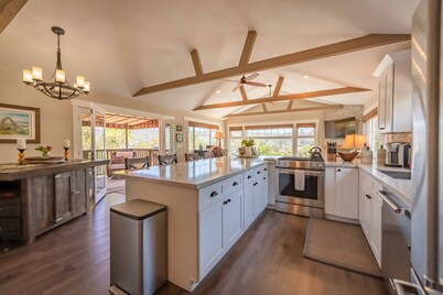 Moonglow Cottage - Luxe Ranch close to Moonstone Beach