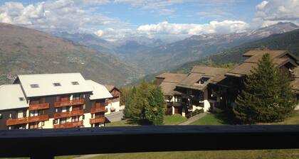 Studio fonctionnel Ă la montagne, accĂšs pistes, balcon, 4 pers.