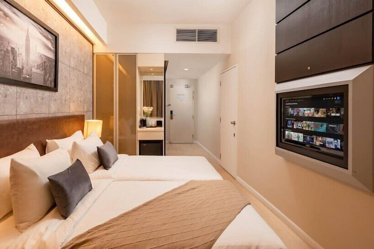 Down duvets, minibar, blackout curtains, soundproofing