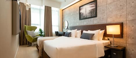 Couette en duvet d'oie, minibar, rideaux occultants