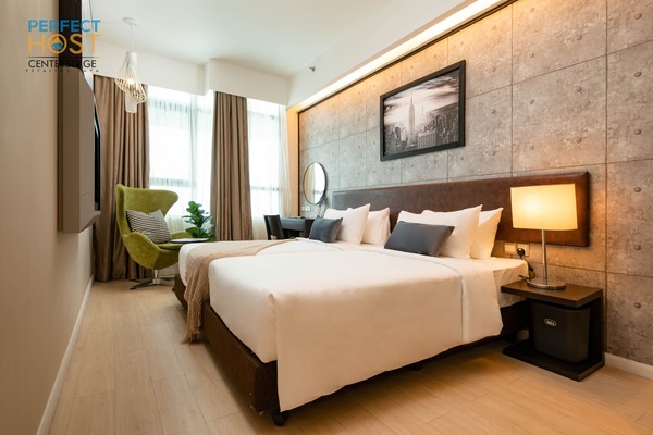 Down comforters, minibar, blackout drapes, soundproofing