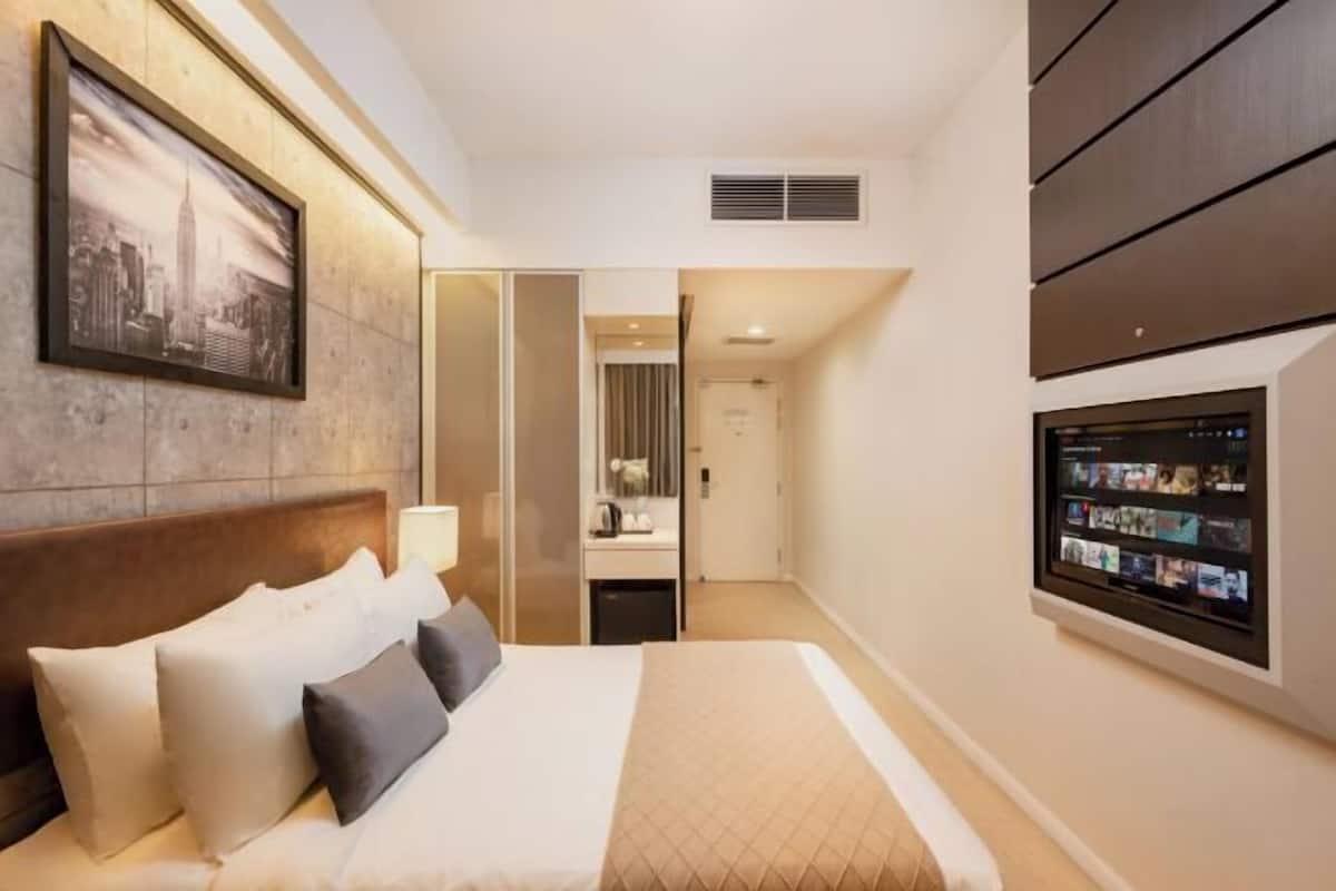 1 quarto, edredons de pluma, frigobar, cortinas blackout